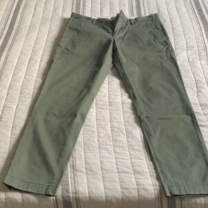 Banana Republic Green Chinos for Casual Wear